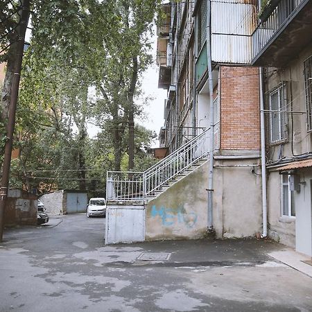 Apartment Serpoint Tbilisi Bagian luar foto